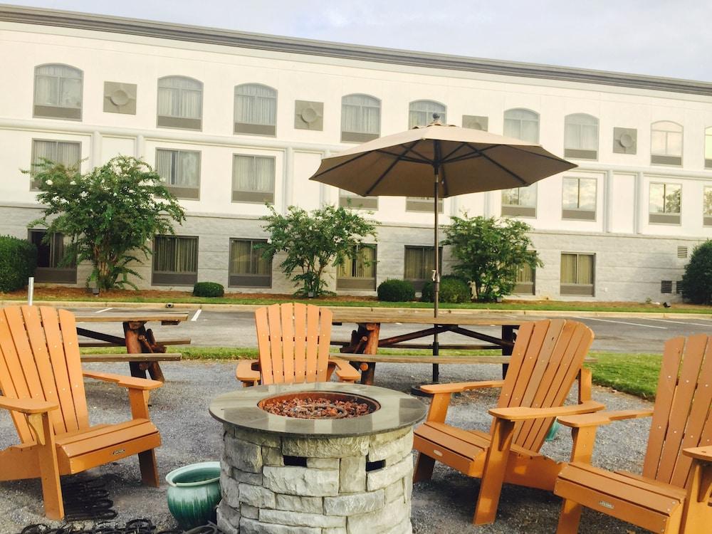 Wingate By Wyndham Montgomery Luaran gambar