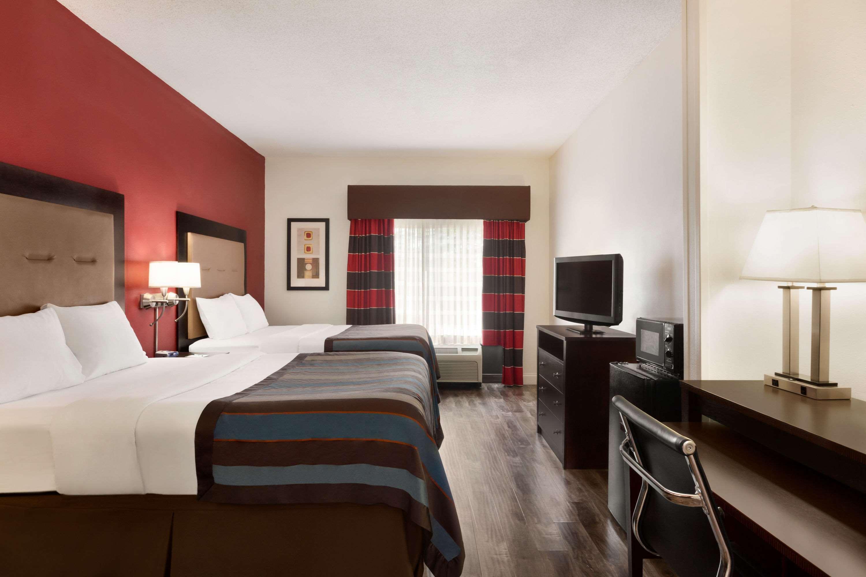 Wingate By Wyndham Montgomery Luaran gambar