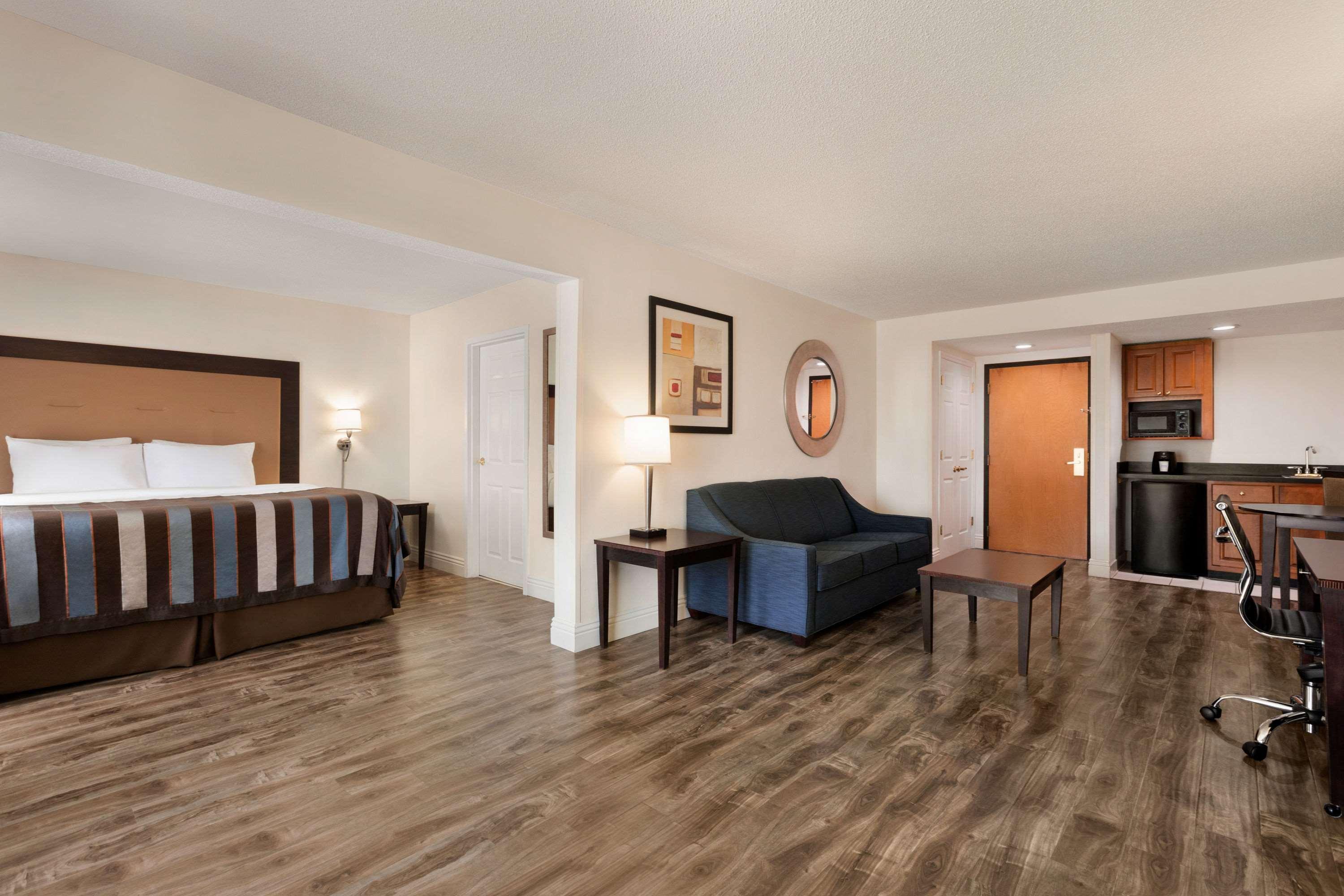 Wingate By Wyndham Montgomery Luaran gambar