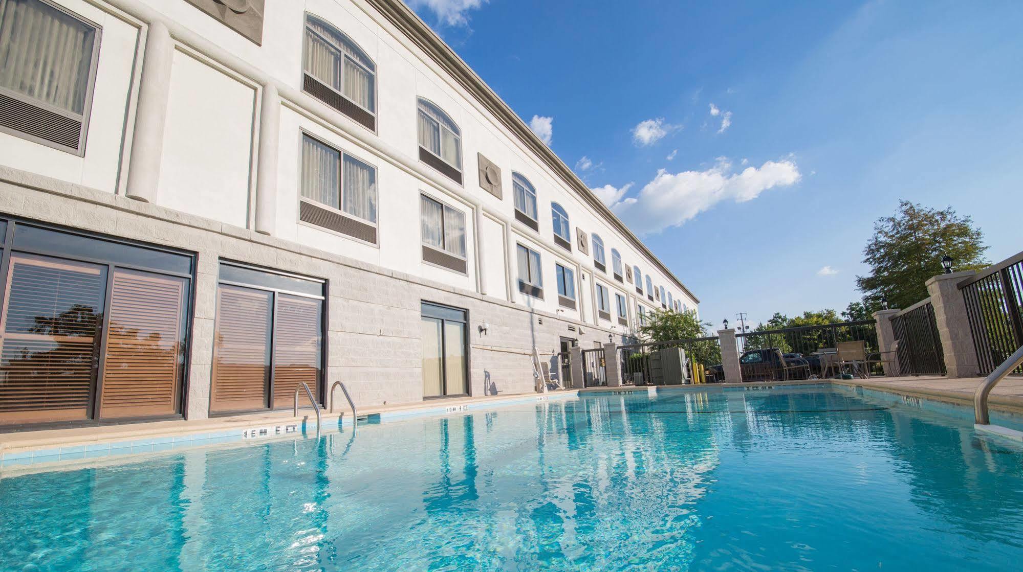Wingate By Wyndham Montgomery Luaran gambar